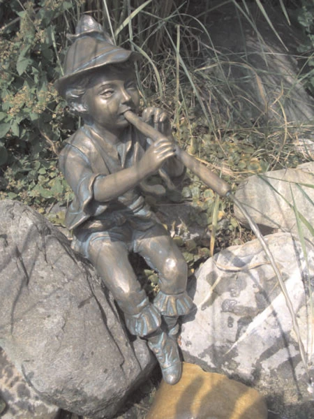 Bronzefigur Antonio (Art.Nr. 991240) 3 Bronzefigur Antonio (Art.Nr. 991240)