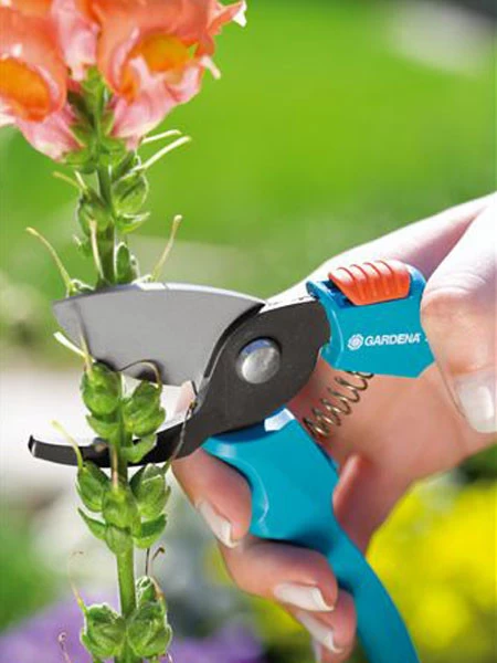 GARDENA Gartenschere "Classic" (Art.Nr. 566881) 4 GARDENA Gartenschere "Classic" (Art.Nr. 566881) – Bild 2