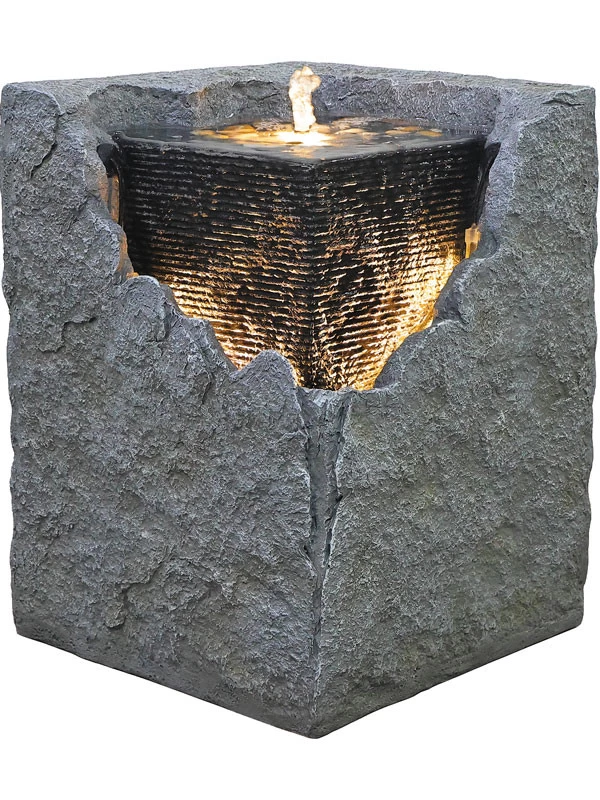 Quellsteinbrunnen 'Yuna-Würfel' Aus Polystone (Art.Nr. Gr649) 3 Quellsteinbrunnen 'Yuna-Würfel' Aus Polystone (Art.Nr. Gr649)